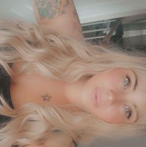 Meet your Posher, Krista-marie